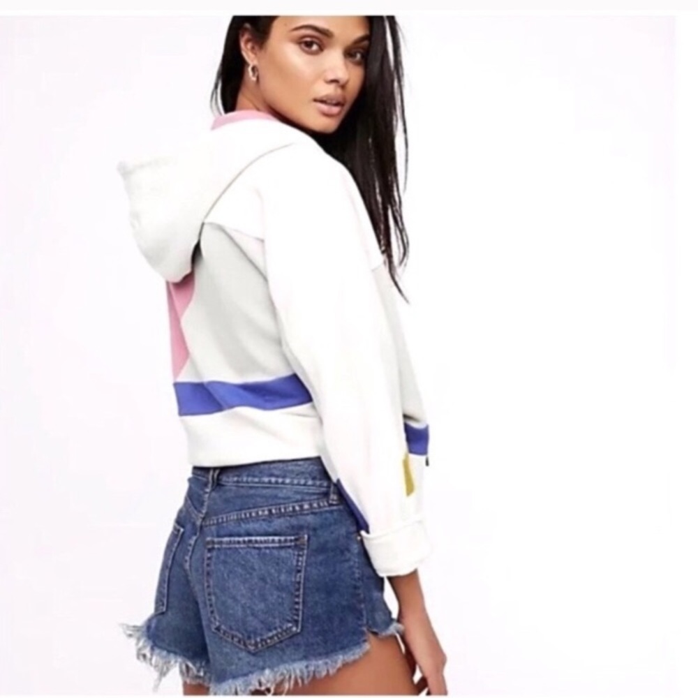 Free people | Frayed cut off shorts size 27